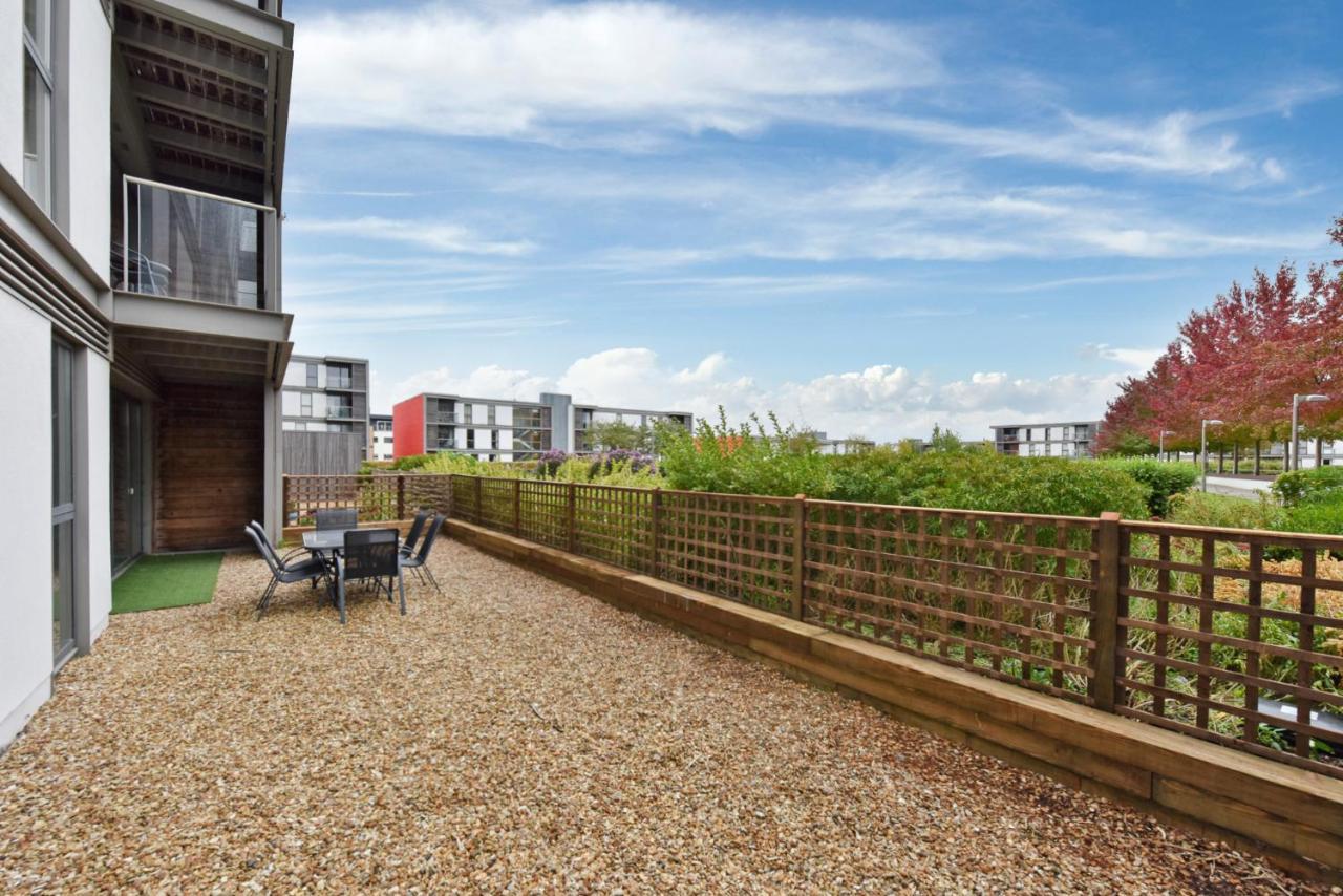 The Vizion Serviced From Pincott - Free Parking, Private Balcony, And Wifi *
