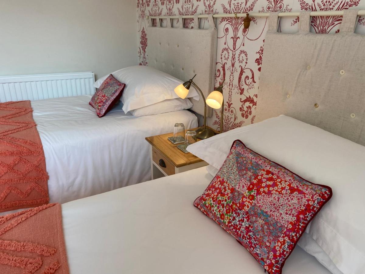 The White House 3* Milton Keynes