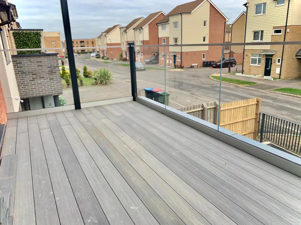 Apartment Exec 2bed 2bath Serviced Balcony Parking