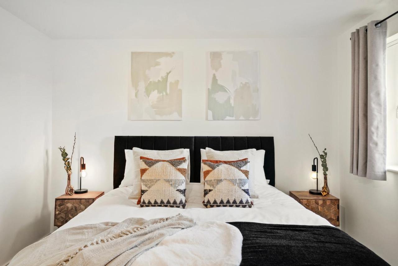 Luxury At Holt House
