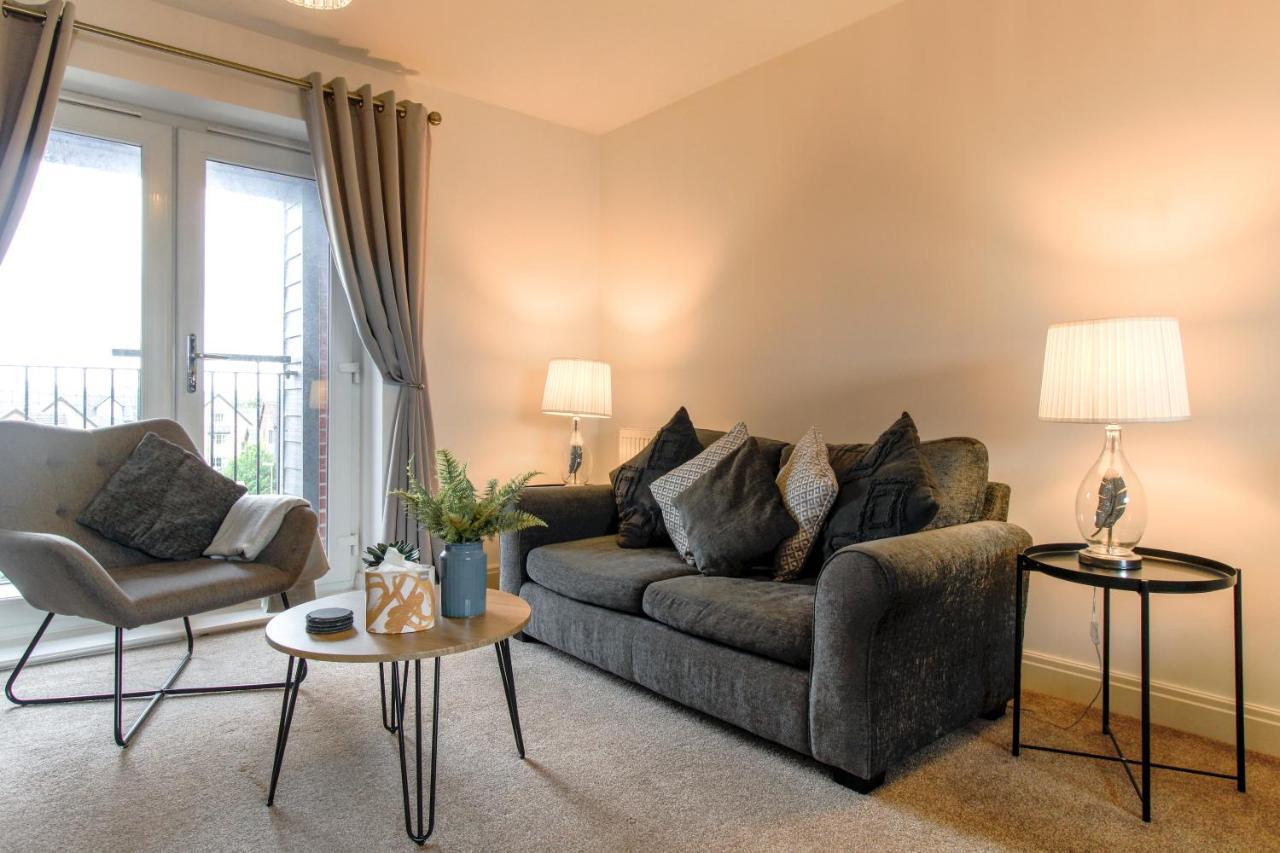 Apartment Walton By Pay As U *