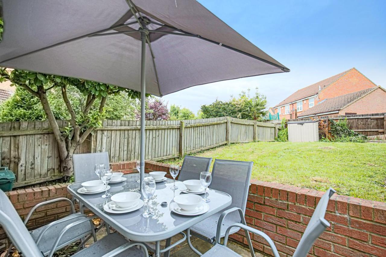 Mk House: Family-friendly With Pool Table & Entertainment Holiday home *