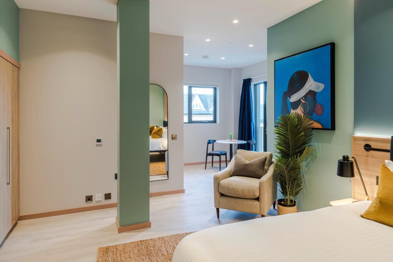 Aparthotel Your I