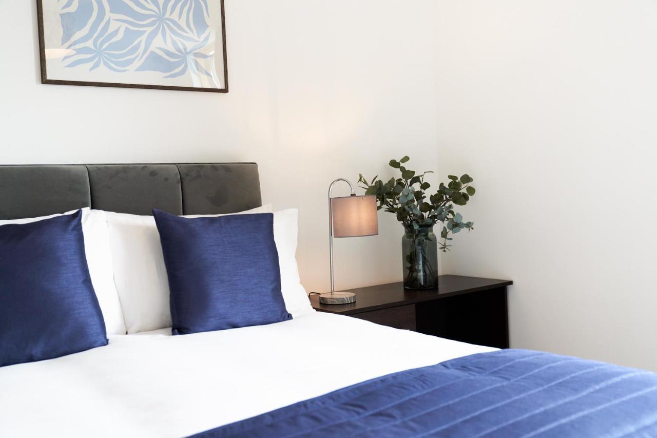 Apartamento Shortstaymk Vizion Apartments, With Free Superfast Wi-Fi, Parking, Sky Sports And Movies *