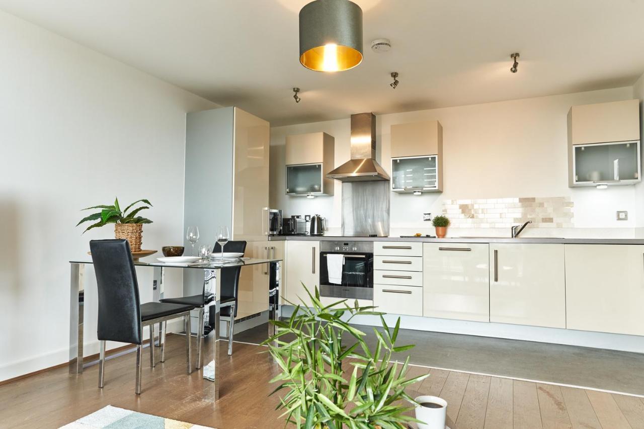Shortstaymk Vizion Apartments, With Free Superfast Wi-Fi, Parking, Sky Sports And Movies Apartamento *