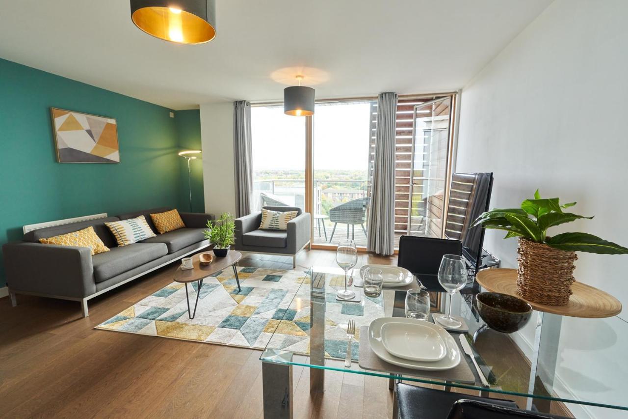 Shortstaymk Vizion Apartments, With Free Superfast Wi-Fi, Parking, Sky Sports And Movies * Milton Keynes