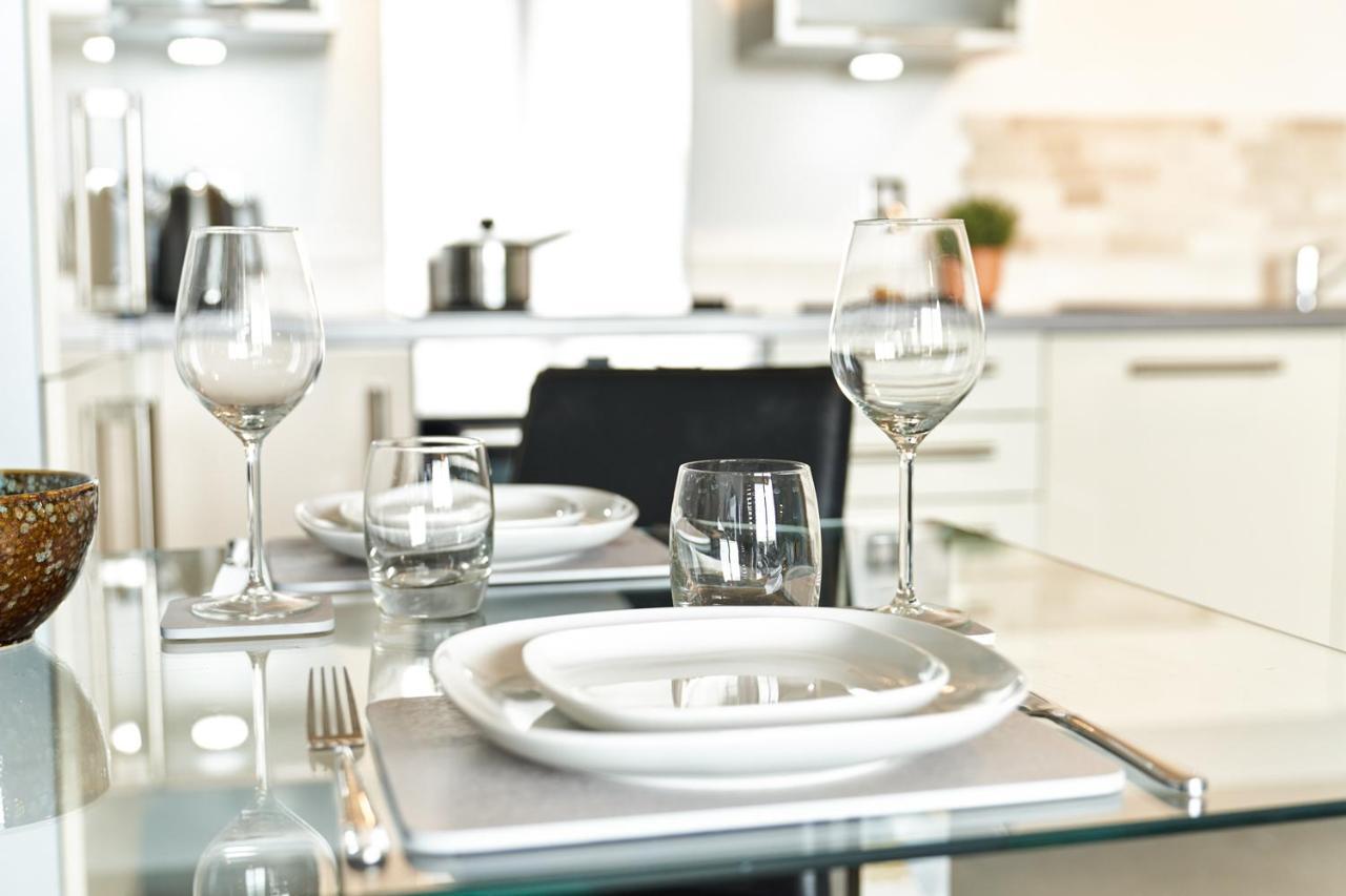 Shortstaymk Vizion Apartments, With Free Superfast Wi-Fi, Parking, Sky Sports And Movies Apartamento *