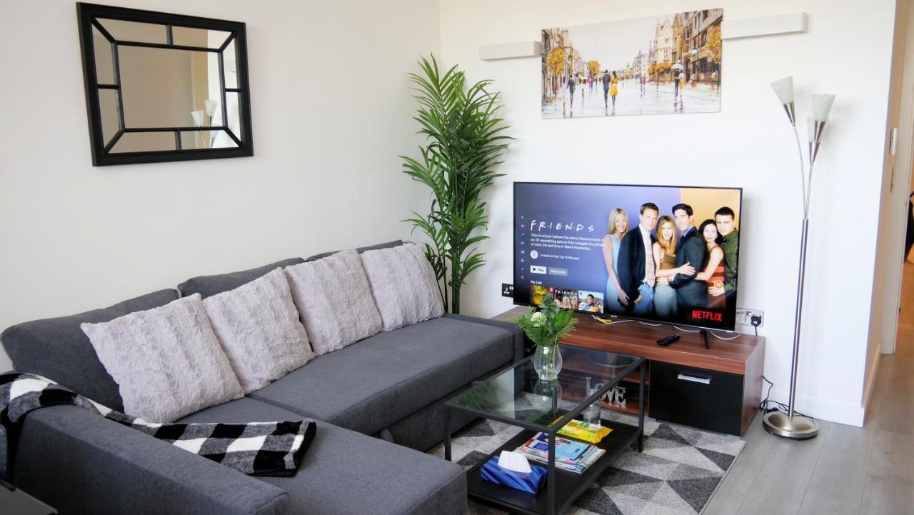 Luxurious Short Flat In Apartment Milton Keynes