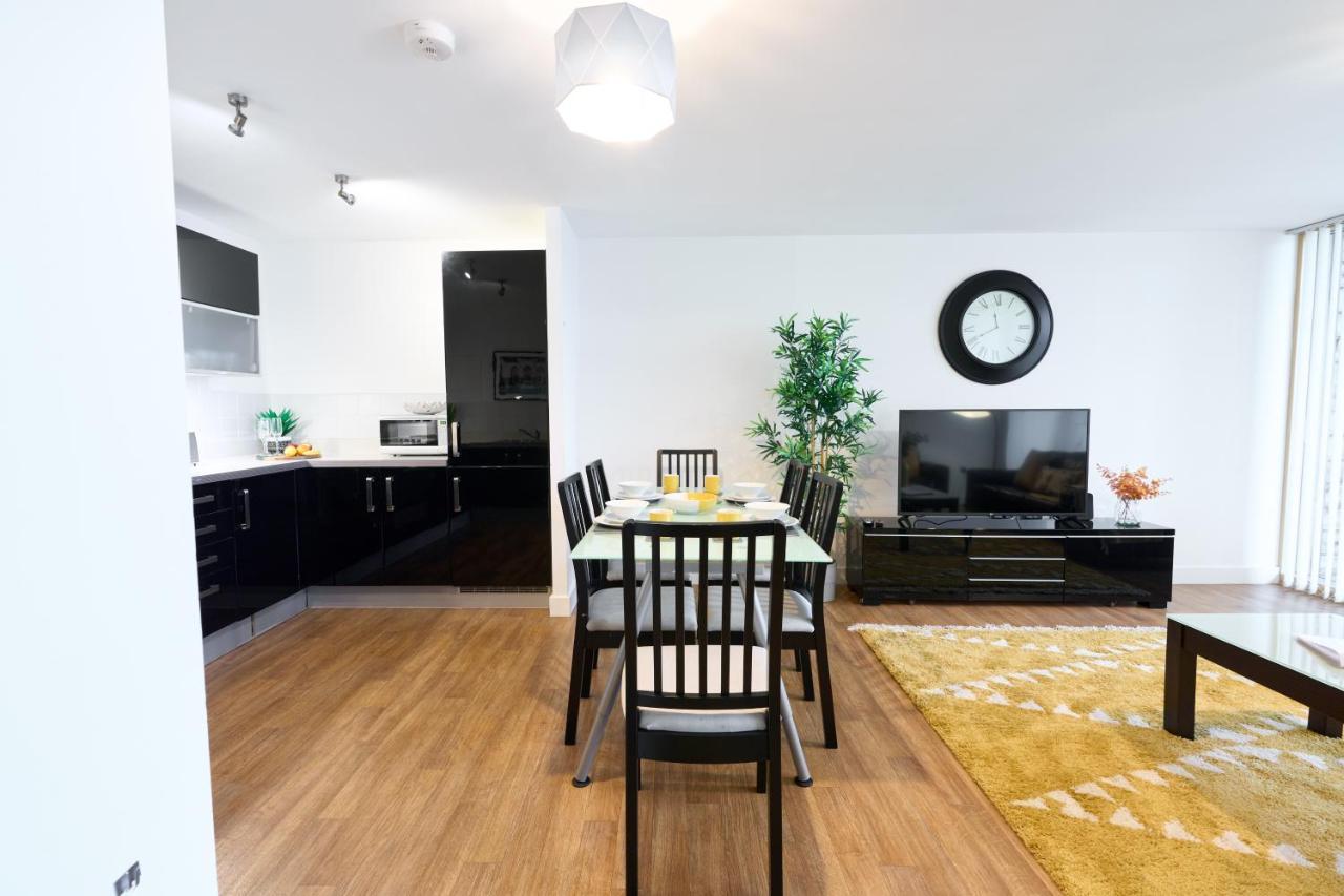 Shortstaymk Vizion Apartments, With Free Superfast Wi-Fi, Parking, Sky Sports And Movies Apartamento *