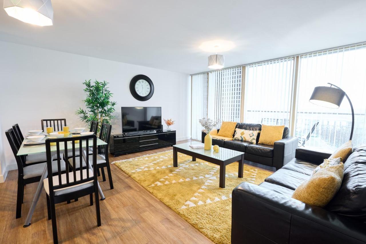 Apartamento Shortstaymk Vizion Apartments, With Free Superfast Wi-Fi, Parking, Sky Sports And Movies *