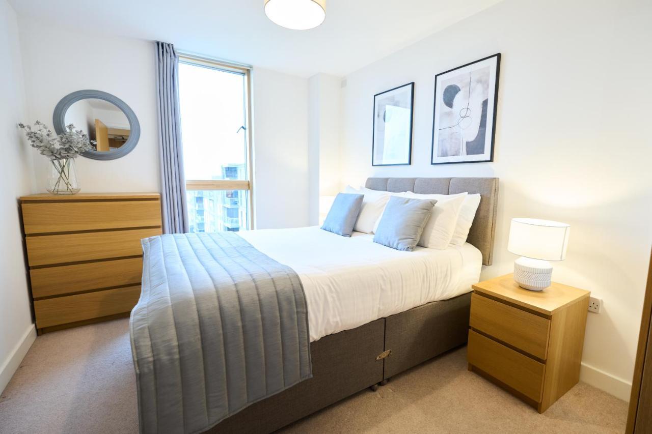 Shortstaymk Vizion Apartments, With Free Superfast Wi-Fi, Parking, Sky Sports And Movies *