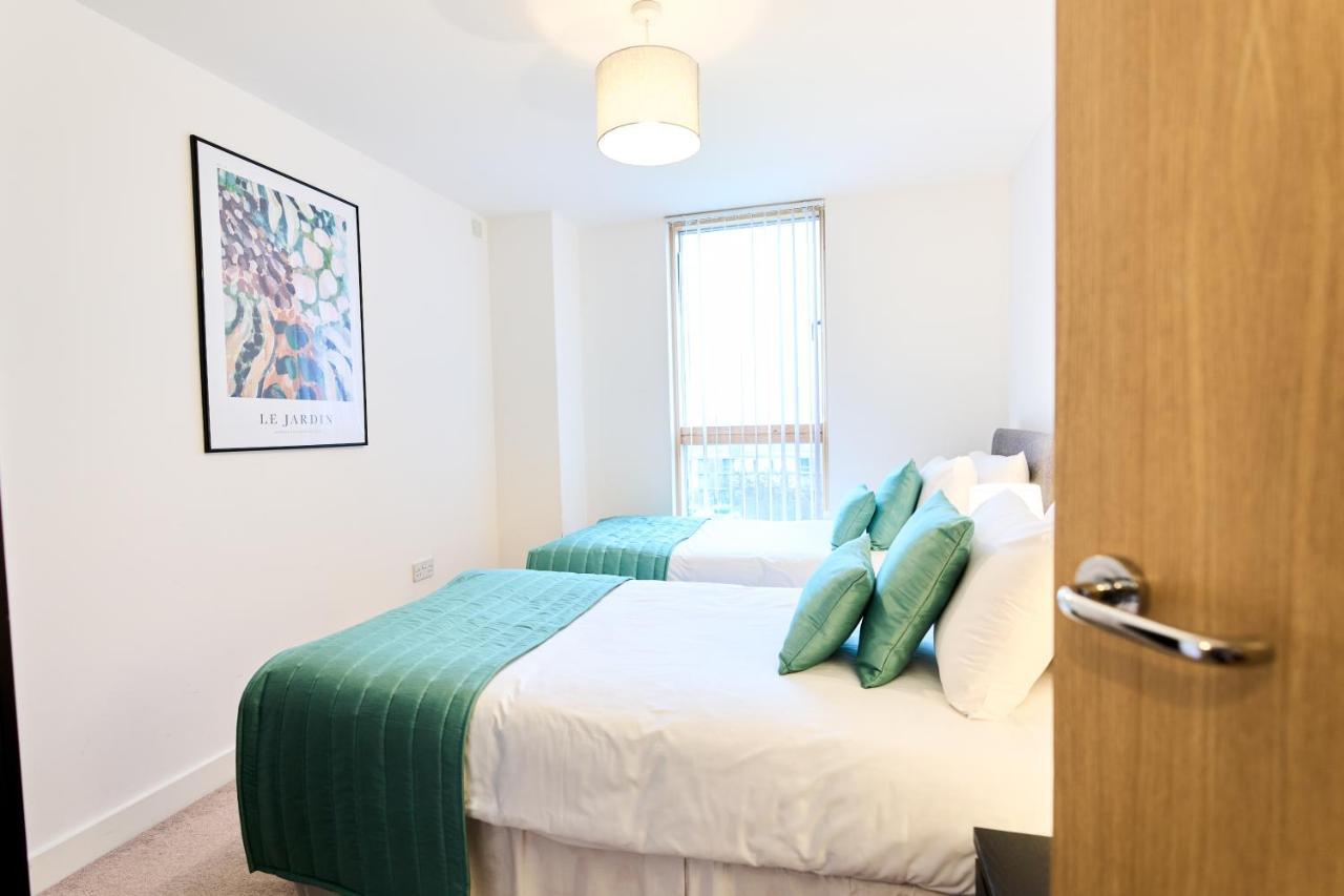 Shortstaymk Vizion Apartments, With Free Superfast Wi-Fi, Parking, Sky Sports And Movies Apartamento Milton Keynes