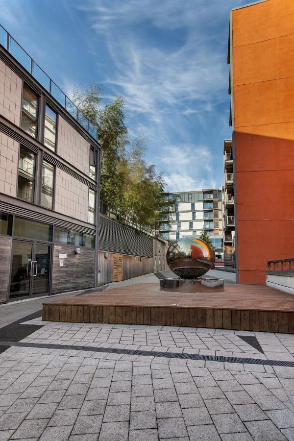 Shortstaymk Vizion Apartments, With Free Superfast Wi-Fi, Parking, Sky Sports And Movies Apartamento *