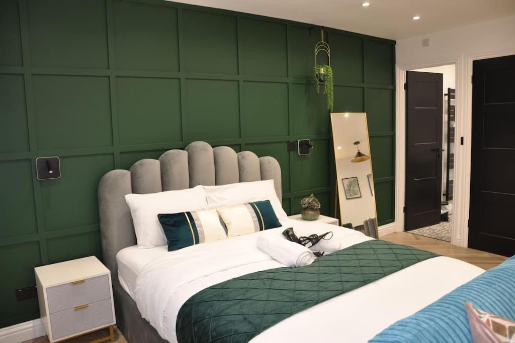 Stylish, Chic Studio- Mk Milton Keynes