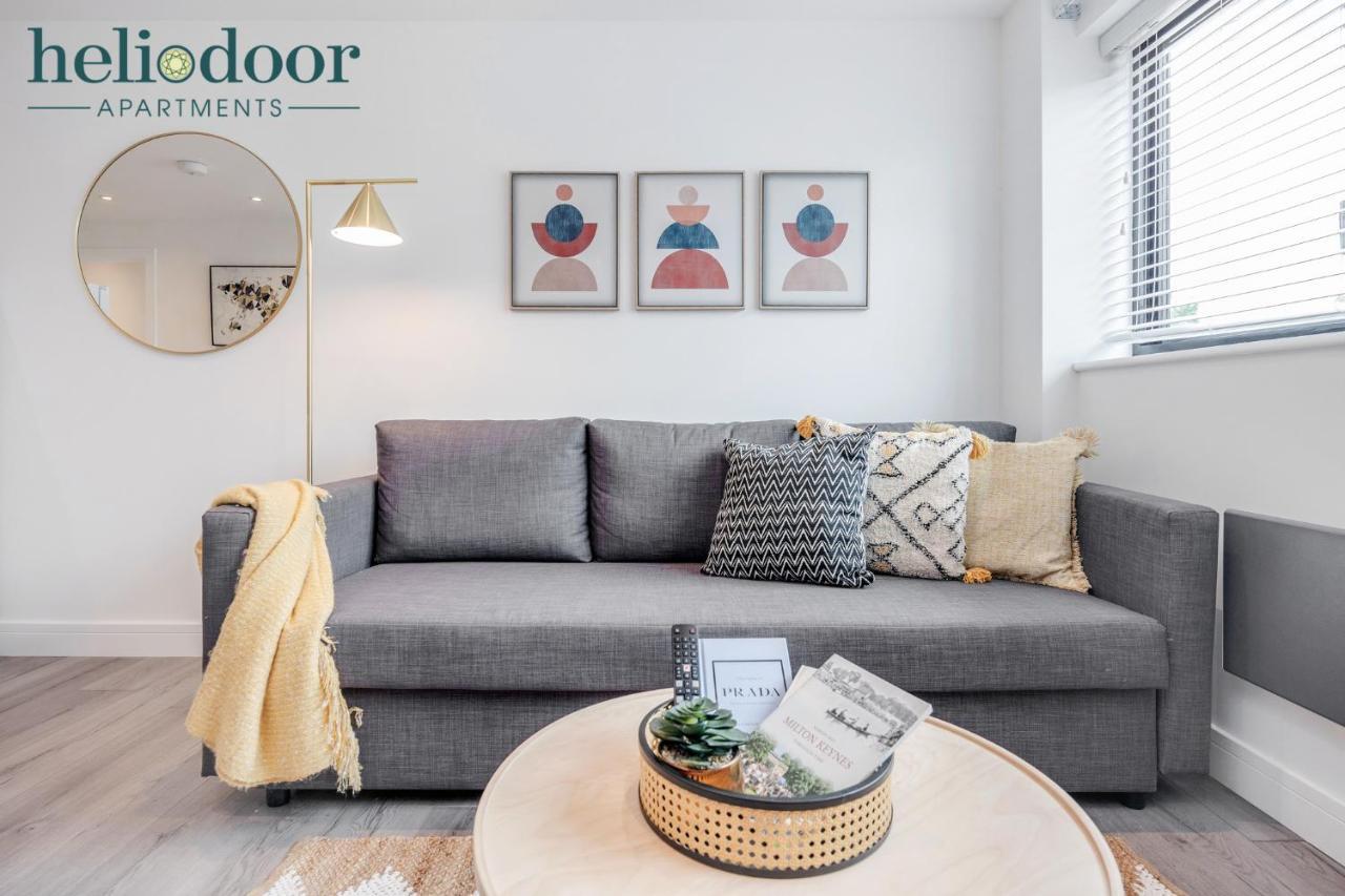 Apartment Apartments, Sleeps Up To 5, Free Parking, Free Wifi & Movies, 7 Mins Drive To Central Station For Direct Trains To London & The North Milton Keynes