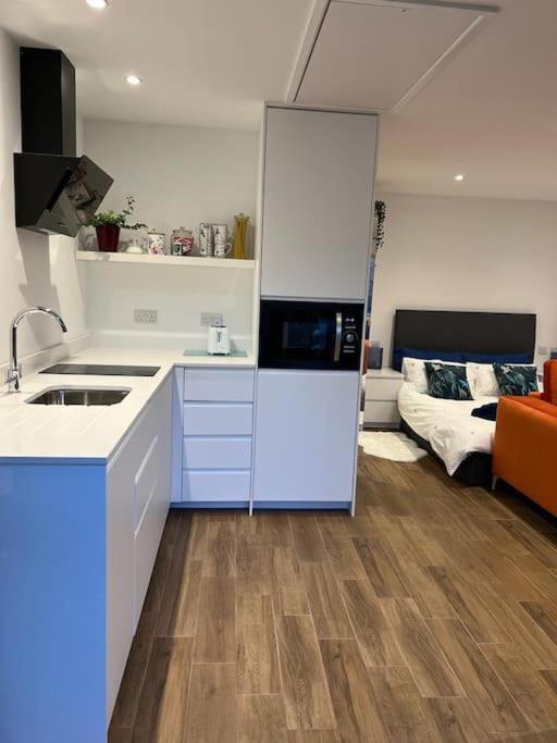 Apartment Cosy Detached Annexe With Free Off Street Parking Milton Keynes