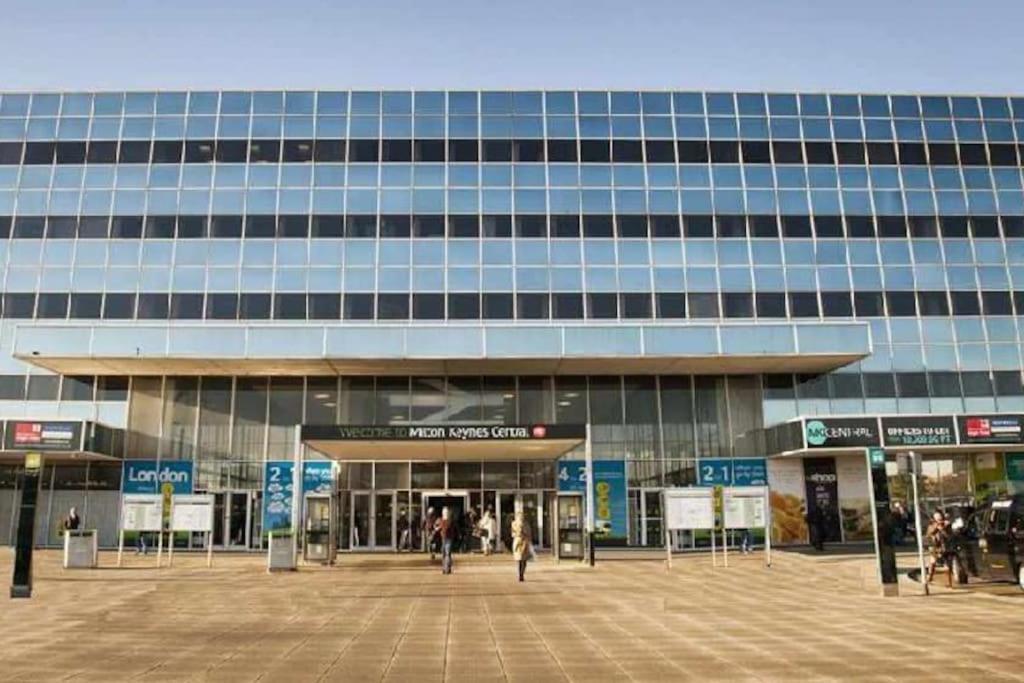 Apartment Modern 2 Bed In Mk, Free Parking, Smart Tv, Chelsea House *