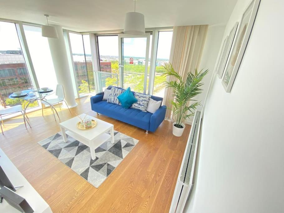 Modern 2 Bed In Mk, Free Parking, Smart Tv, Chelsea House * Milton Keynes