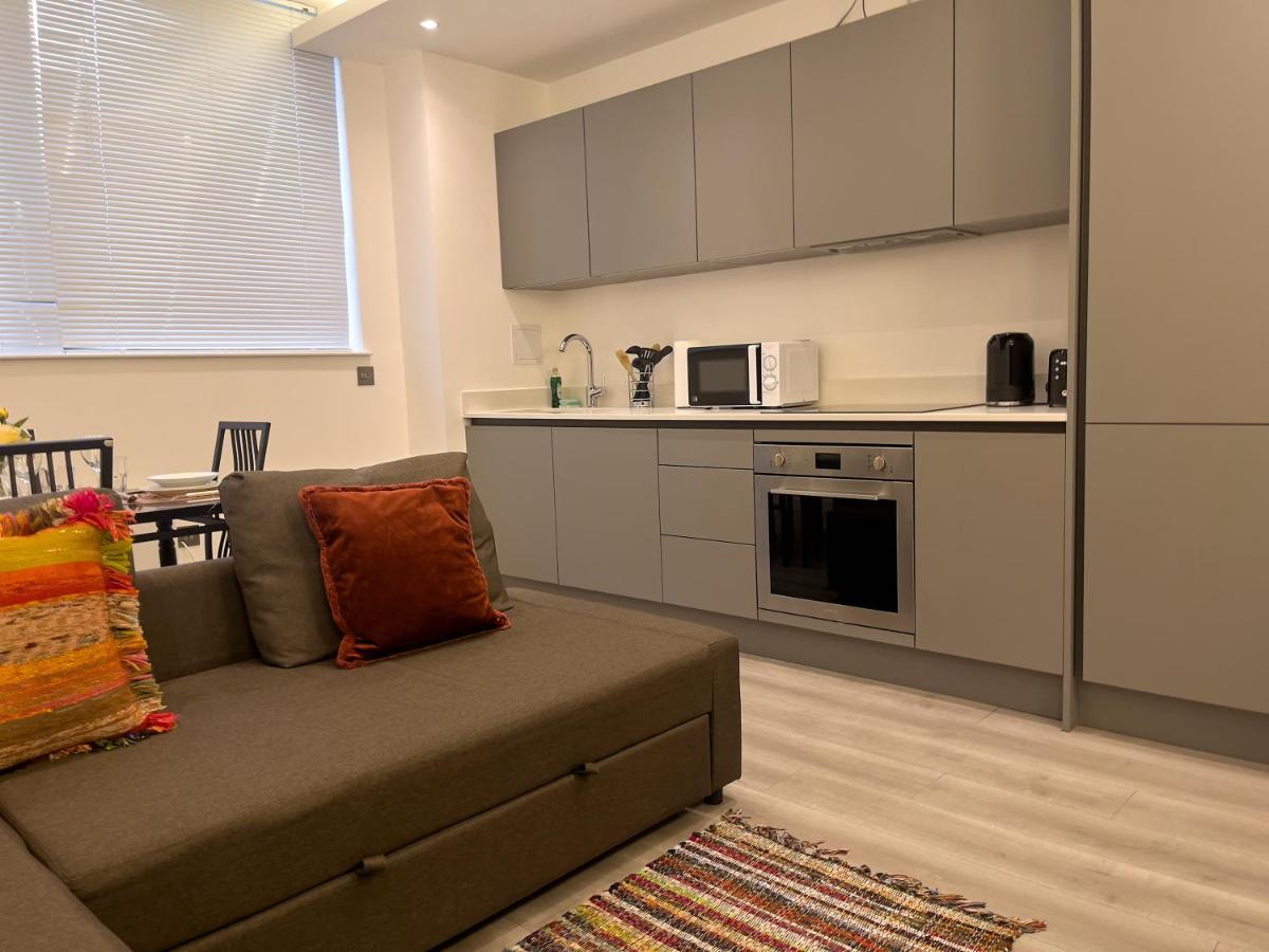 Apartment Lovely 2 Double Bedroom Flat With Free Parking - At The Atrium Mk Milton Keynes