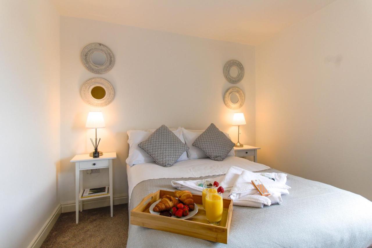 Walton By Pay As U Milton Keynes