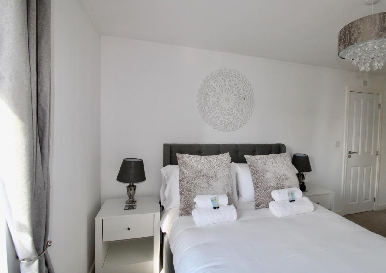 Cicero Fairfields By Pay As U * Milton Keynes