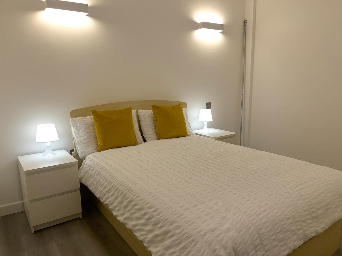 Lovely 2 Double Bedroom Flat With Free Parking - At The Atrium Mk *