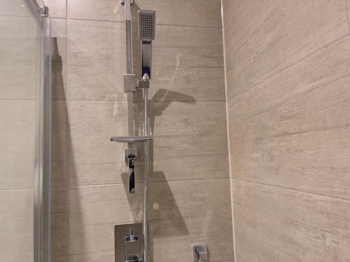 Lovely 2 Double Bedroom Flat With Free Parking - At The Atrium Mk Apartment *