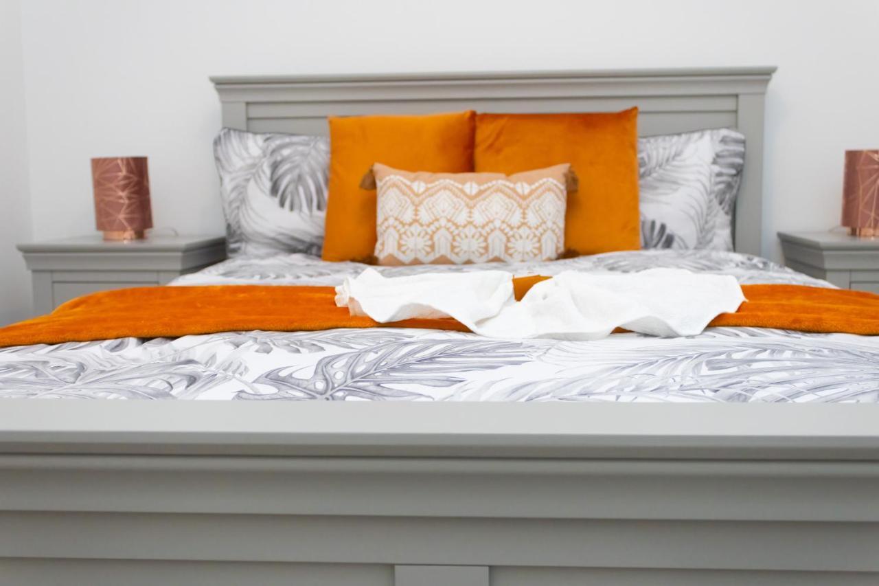 Luxurious Mk Apartment-campbell Park Milton Keynes