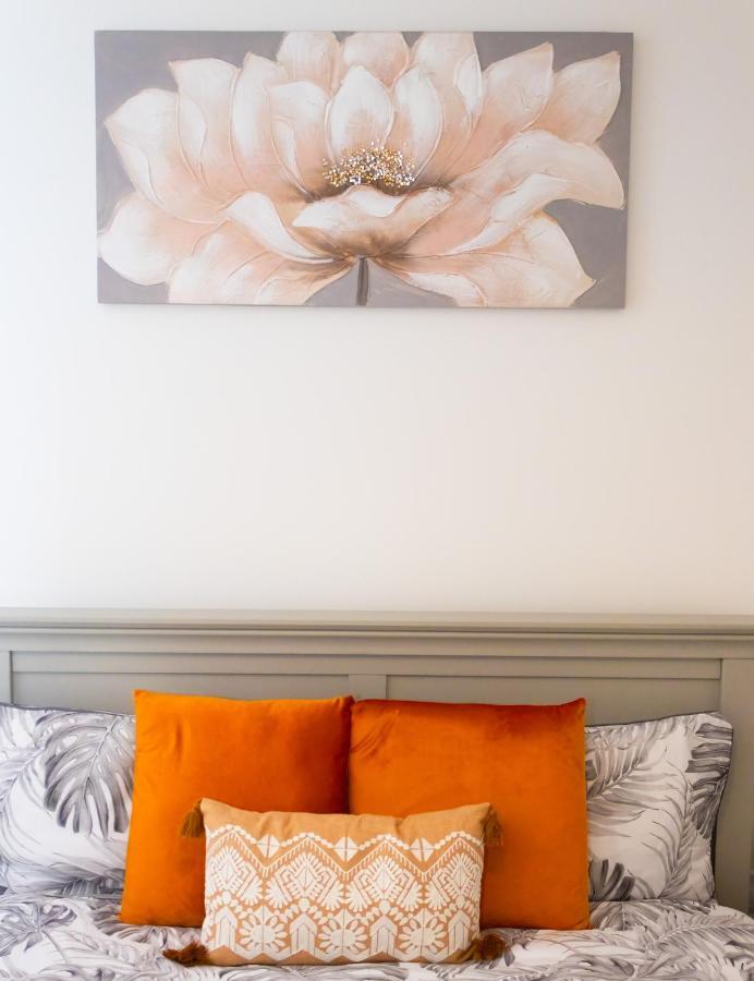 Luxurious Mk Apartment-campbell Park Apartment *