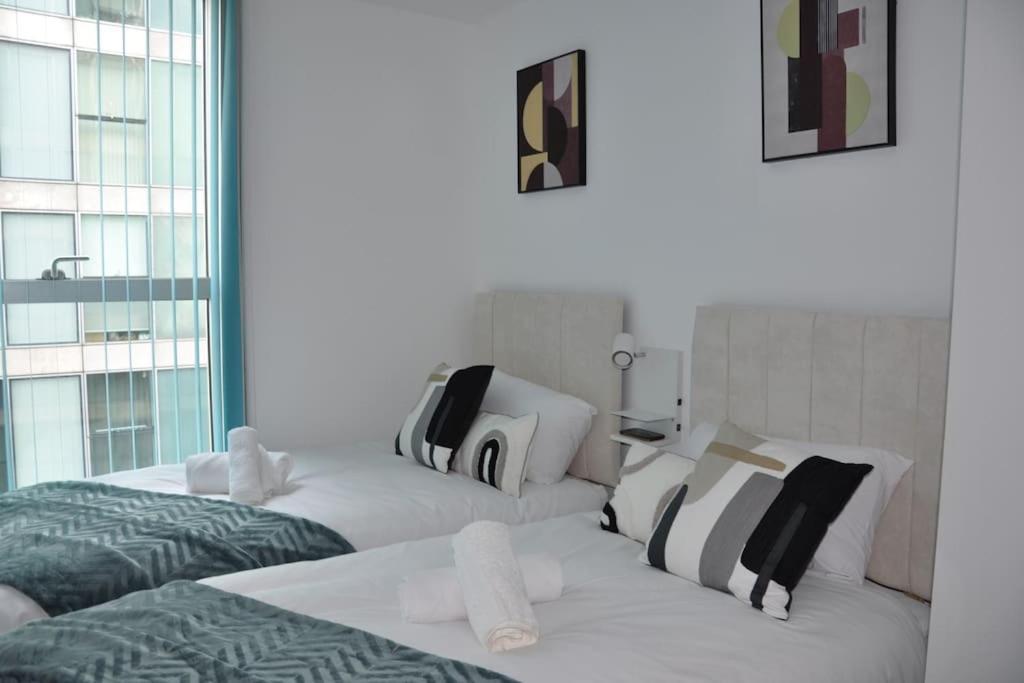 Stunning 2 Bedroom Apartment