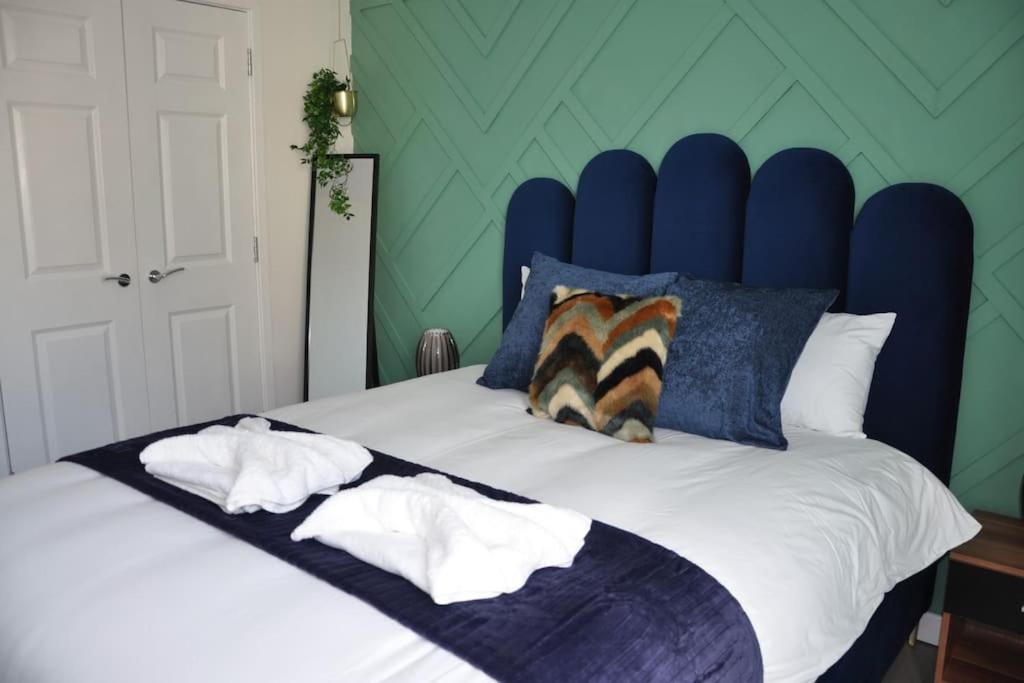 Stunning 2 Bedroom * Milton Keynes