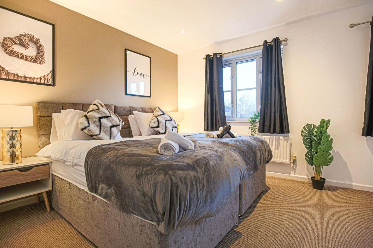 Host & - Chicksands Avenue Holiday home