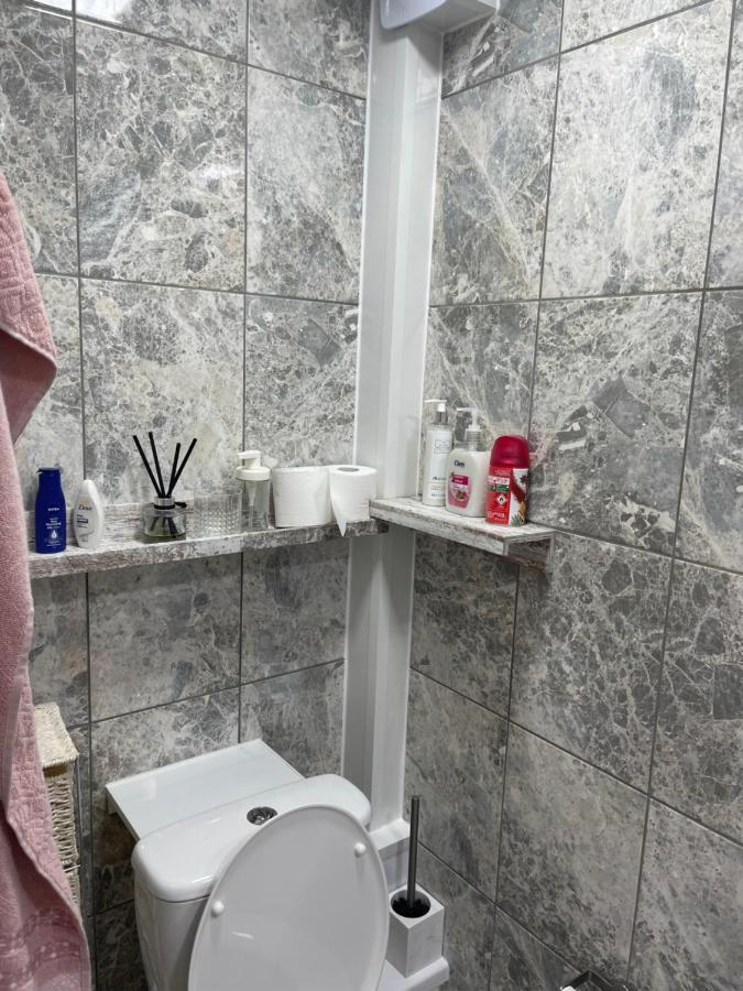 En-suite In * Milton Keynes