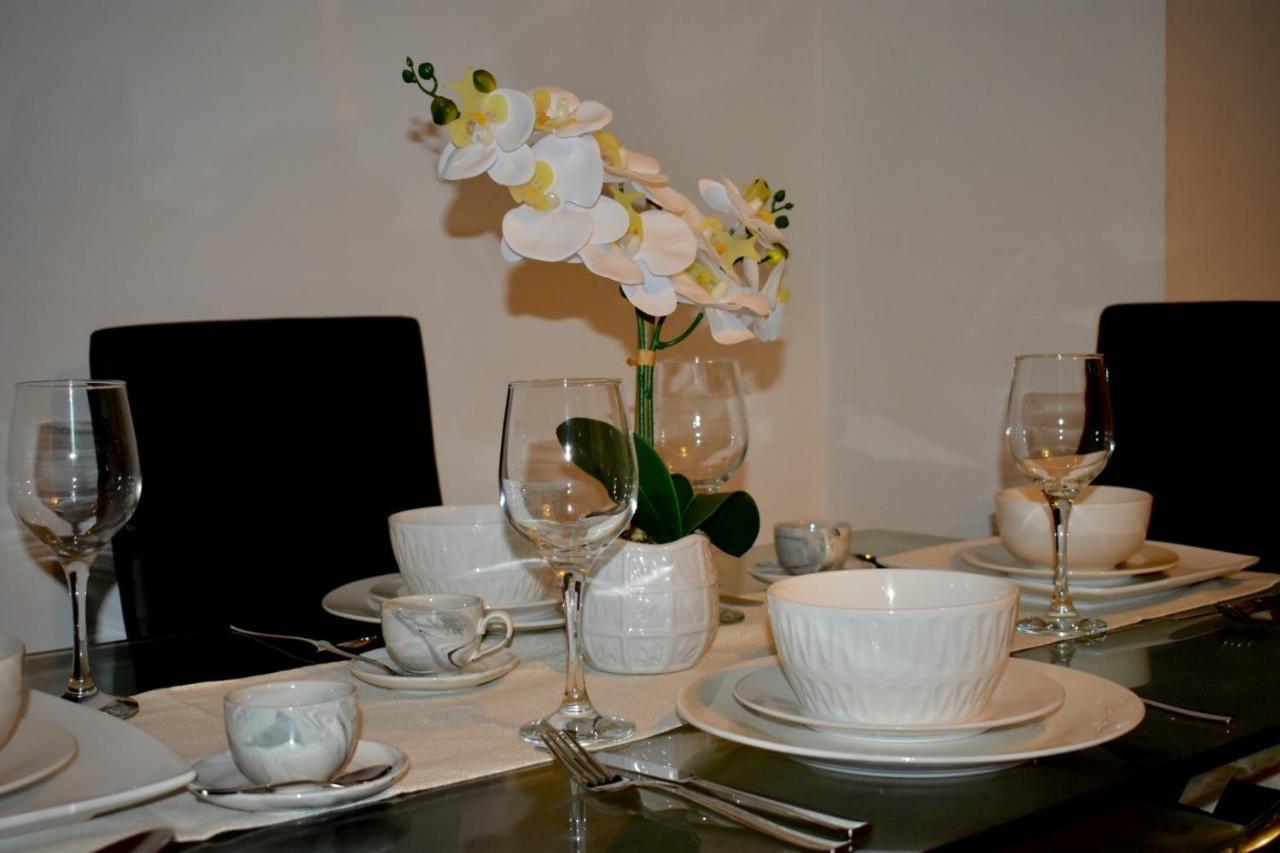 Apartamento Classy Campbell Park Apartment, Balcony & Free Parking