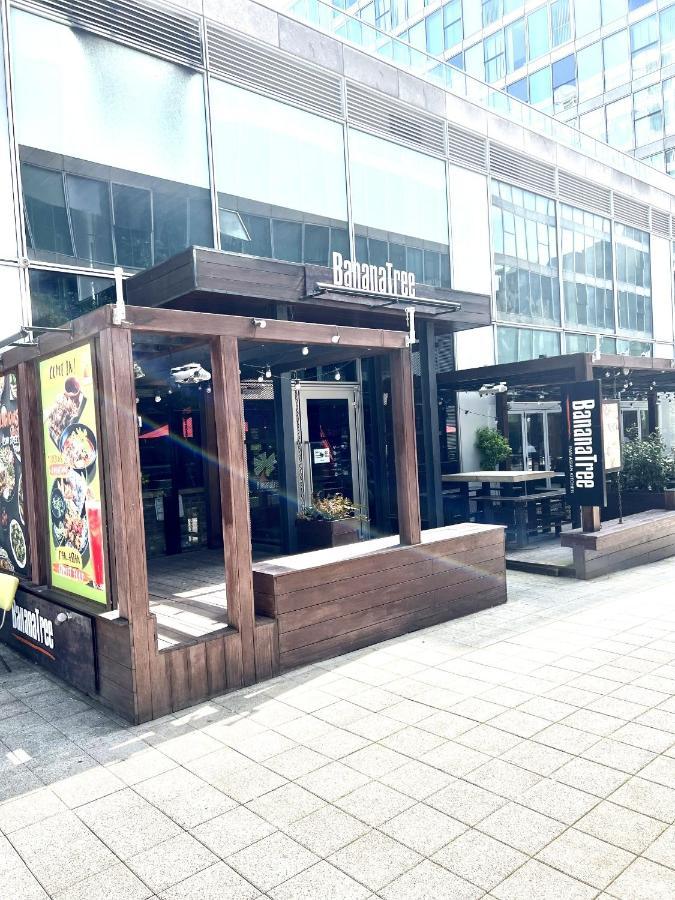 Superior Hub: City With Parking & Entertainment * Milton Keynes