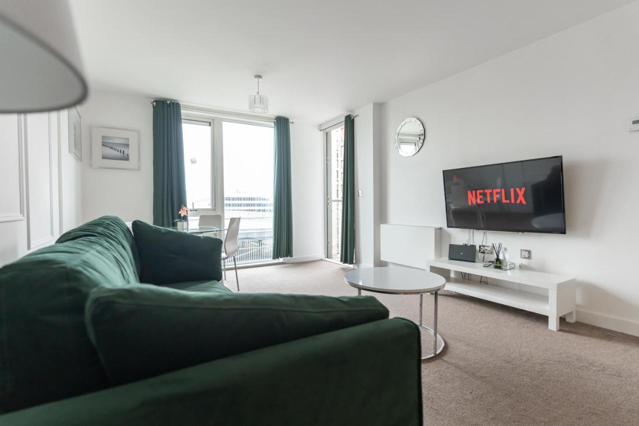 Stylish One Bed Mk- The Hub *
