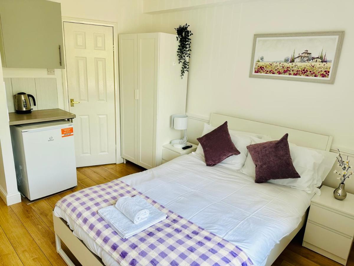 633 South 9th Street Homestay