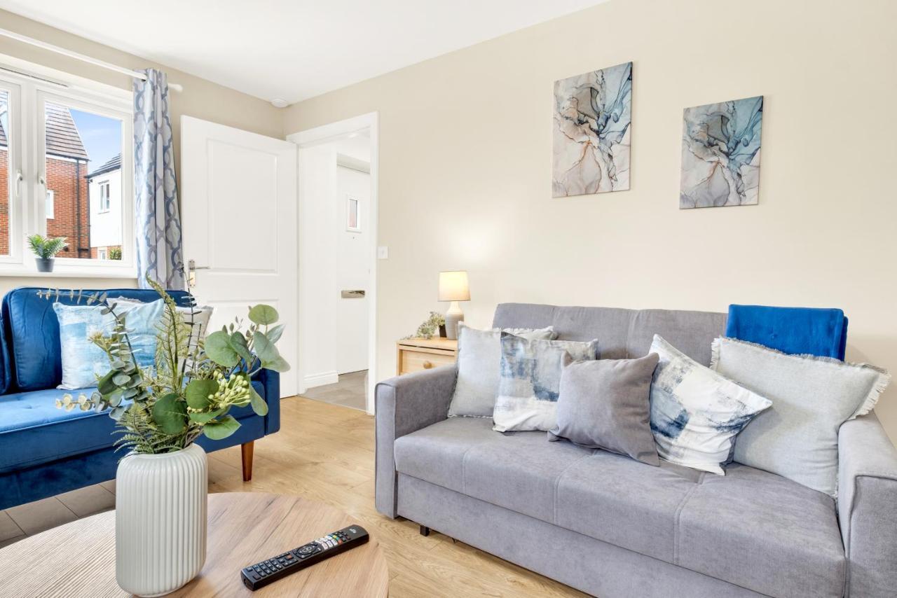 Contractors Retreat 3 Bed House, Sleeps Up To 7, Free Parking Holiday home