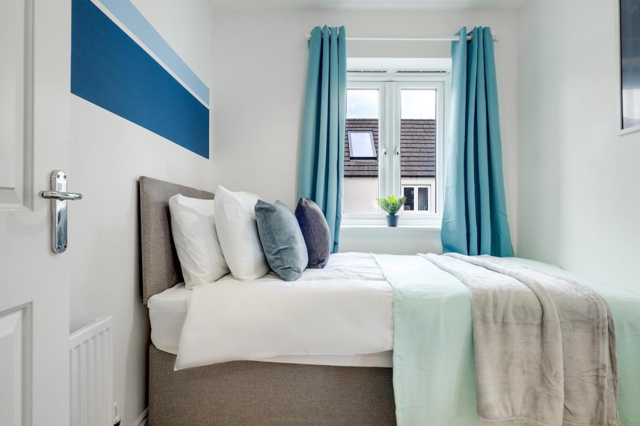 Holiday home Contractors Retreat 3 Bed House, Sleeps Up To 7, Free Parking *