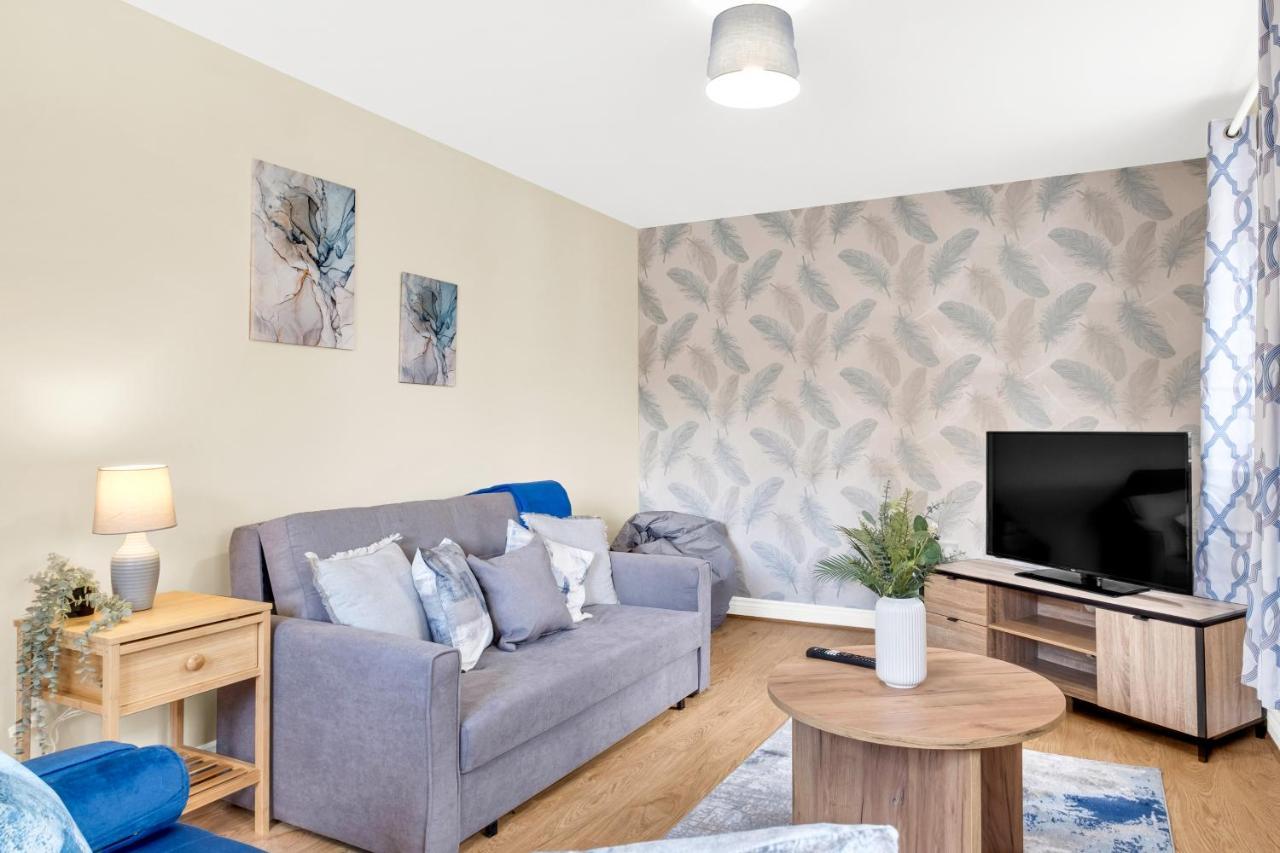 Holiday home Contractors Retreat 3 Bed House, Sleeps Up To 7, Free Parking *