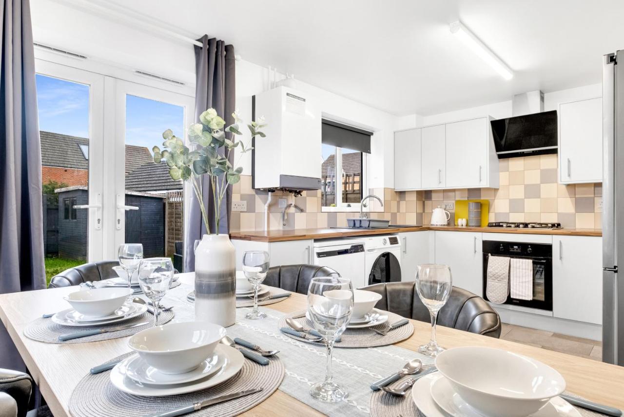 Holiday home Contractors Retreat 3 Bed House, Sleeps Up To 7, Free Parking