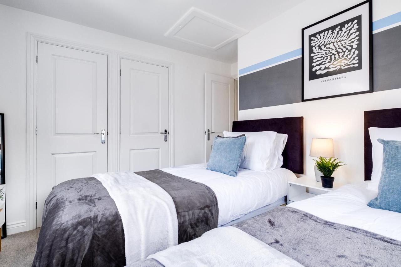 Holiday home Contractors Retreat 3 Bed House, Sleeps Up To 7, Free Parking *