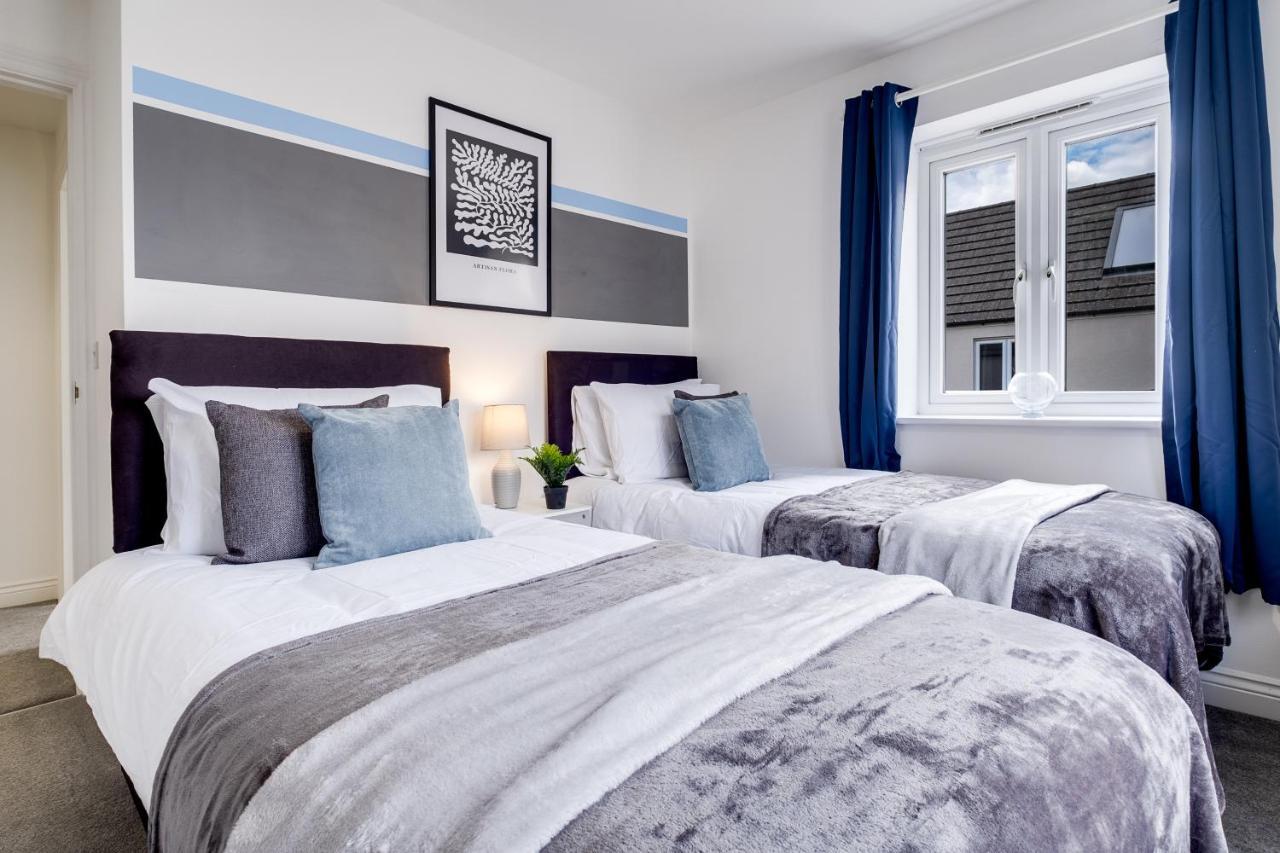 Contractors Retreat 3 Bed House, Sleeps Up To 7, Free Parking * Milton Keynes
