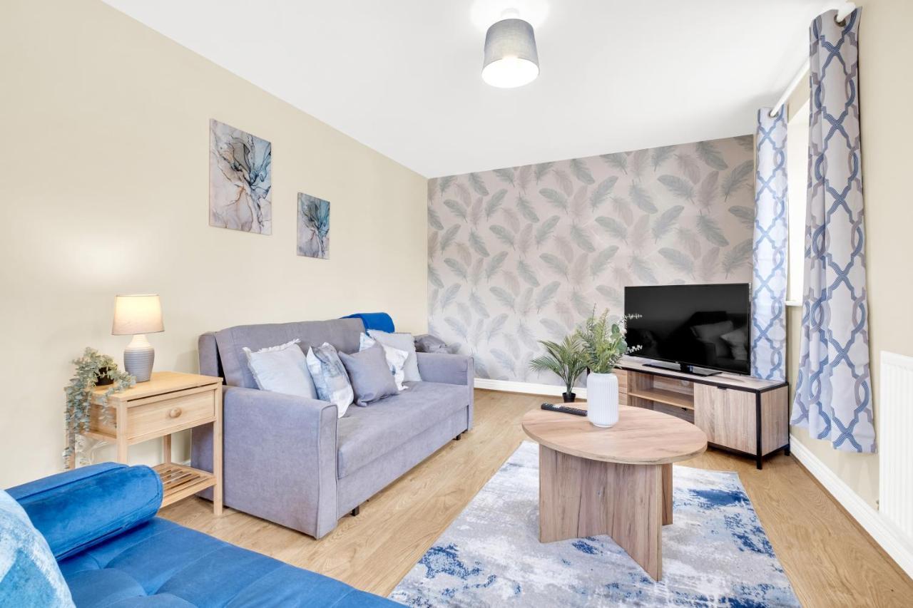 Contractors Retreat 3 Bed House, Sleeps Up To 7, Free Parking Milton Keynes