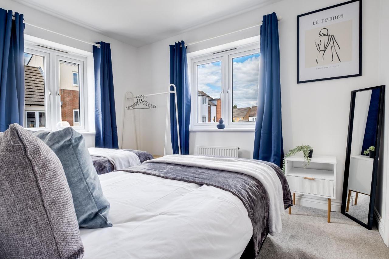 Contractors Retreat 3 Bed House, Sleeps Up To 7, Free Parking Milton Keynes