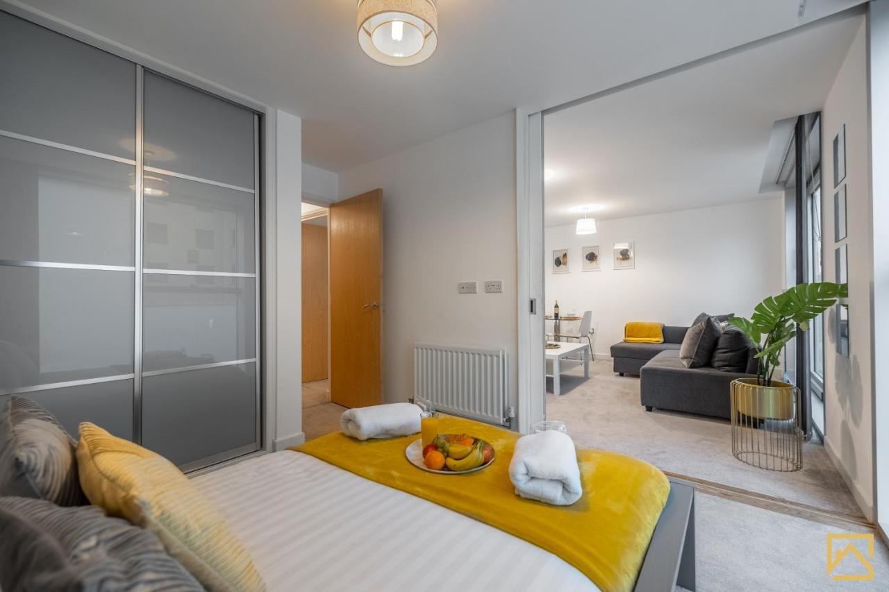 Modern 1 Bed In Mk, Free Parking, Smart Tv, Manhattan House By Valore Services