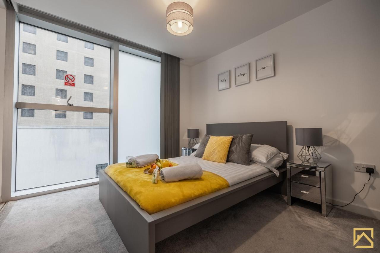 Apartment Modern 1 Bed In Mk, Free Parking, Smart Tv, Manhattan House By Valore Services Milton Keynes