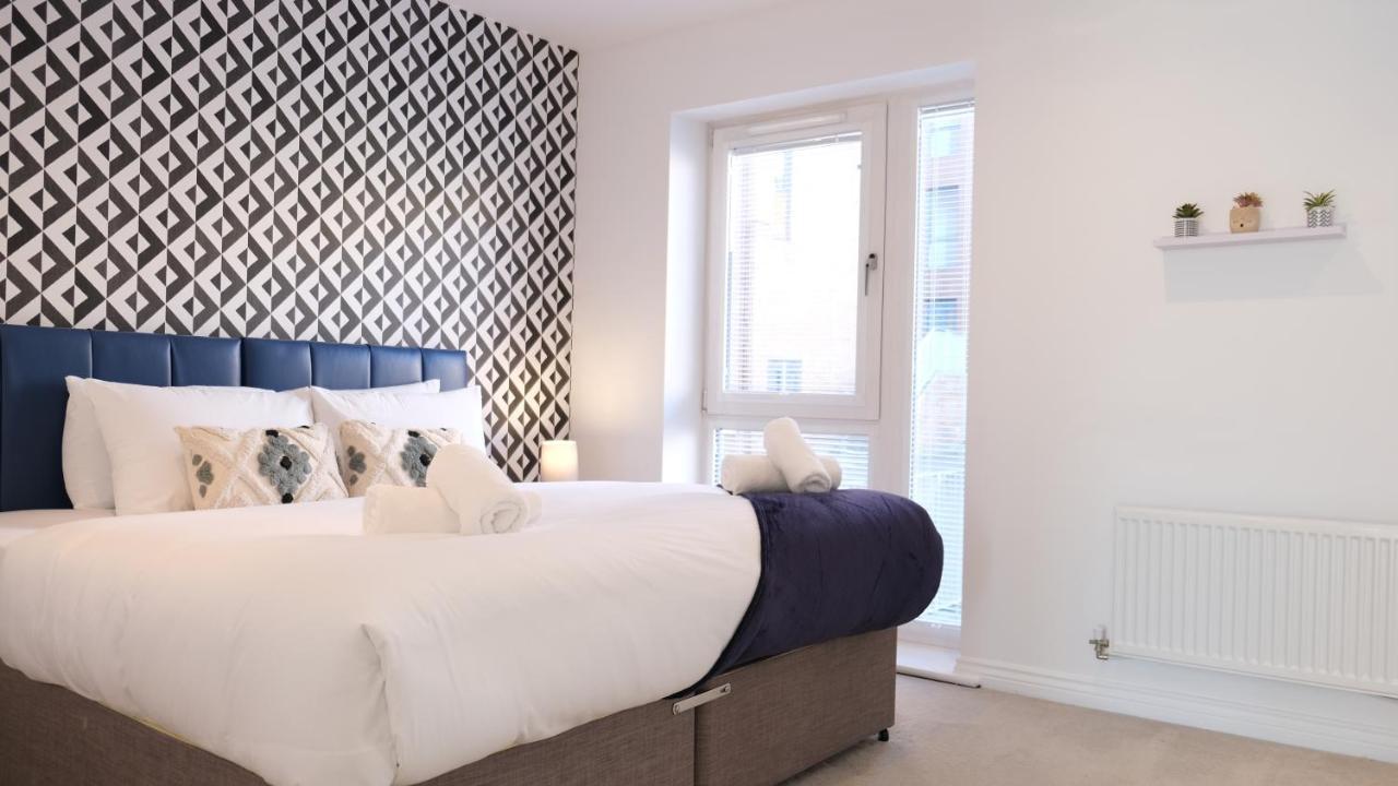Urban Oasis: 4br Centre Retreat With Garden
