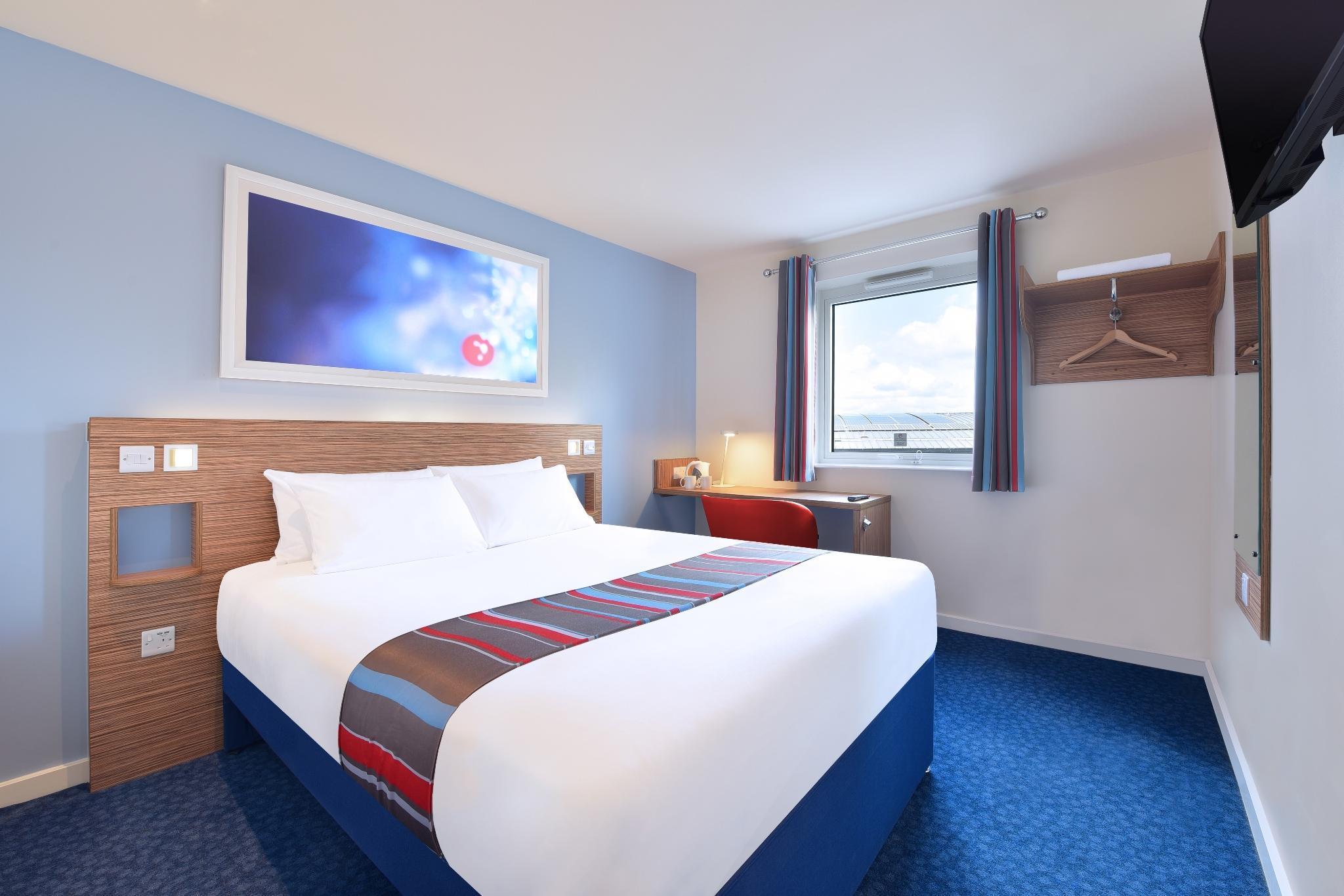 Ramada Encore Hotel 3*
