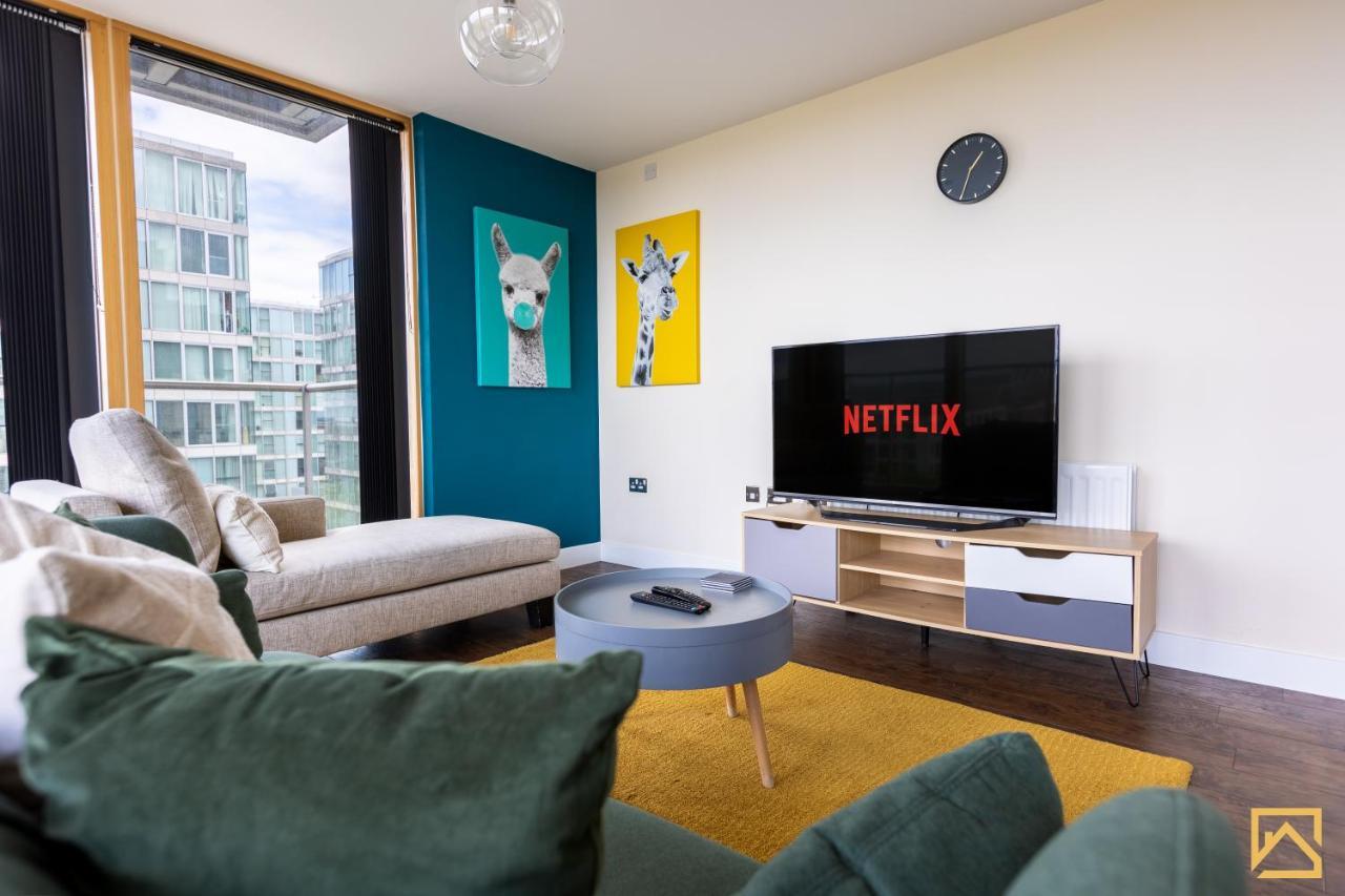 Amazing View 2 Bed, Free Parking By Valore Services Apartment